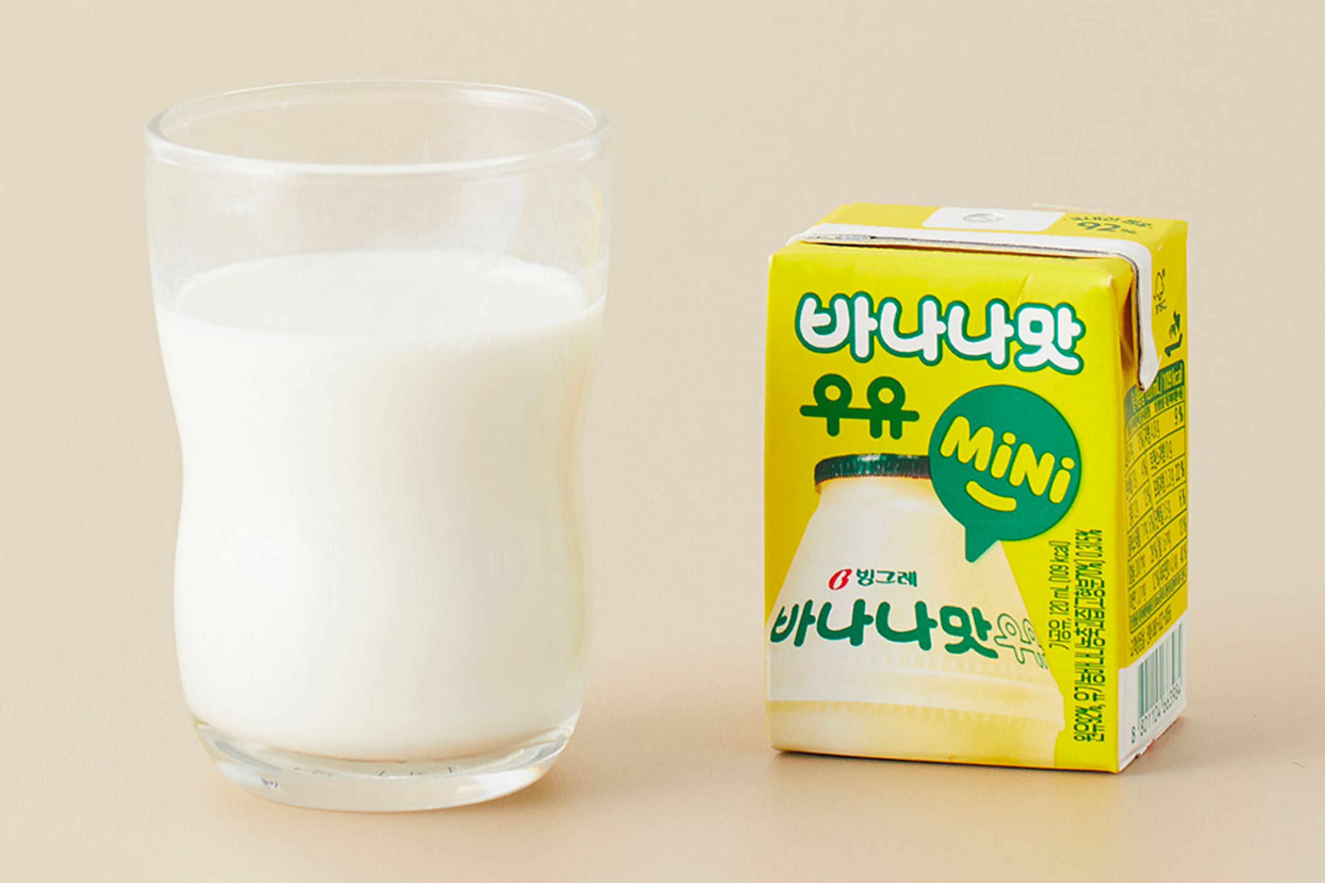 [바나나맛우유 mini]
대한민국 대표 가공우유
OOO 바나나맛 우유